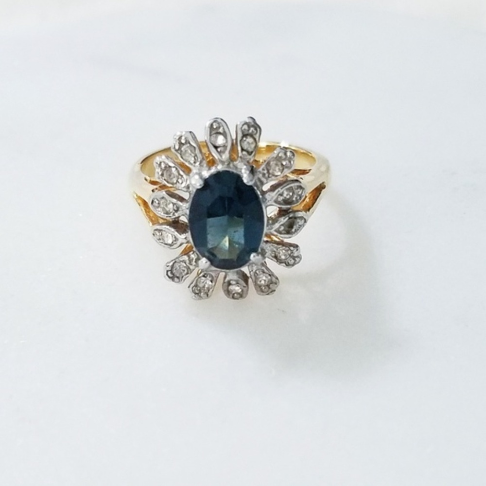 Ring | Dark Blue Stone Mixed Metal Color Ring - Picture 3 of 3